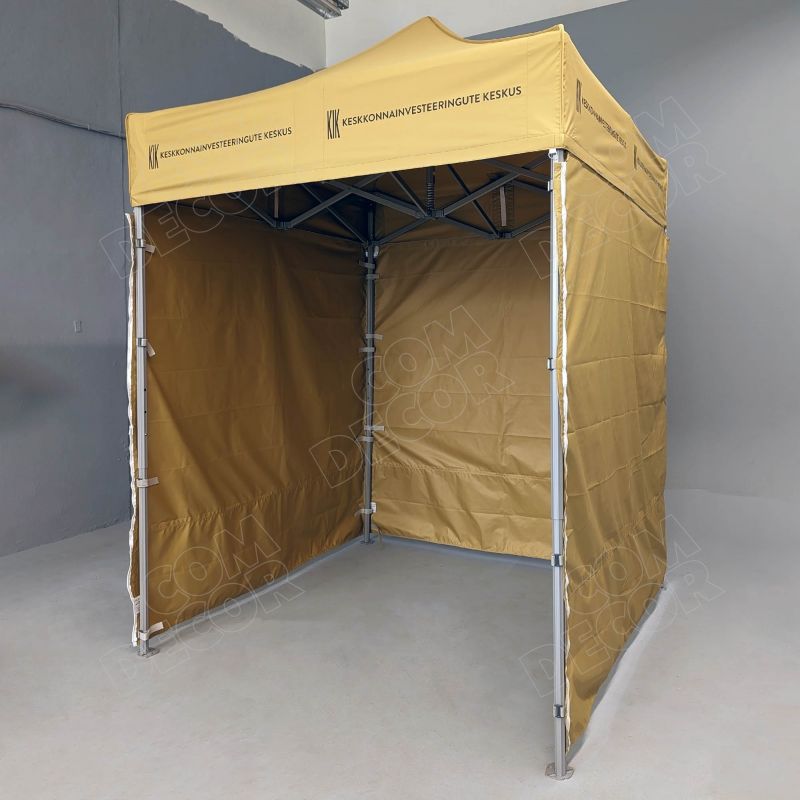 Messuteltta / pop-up teltta 2x2