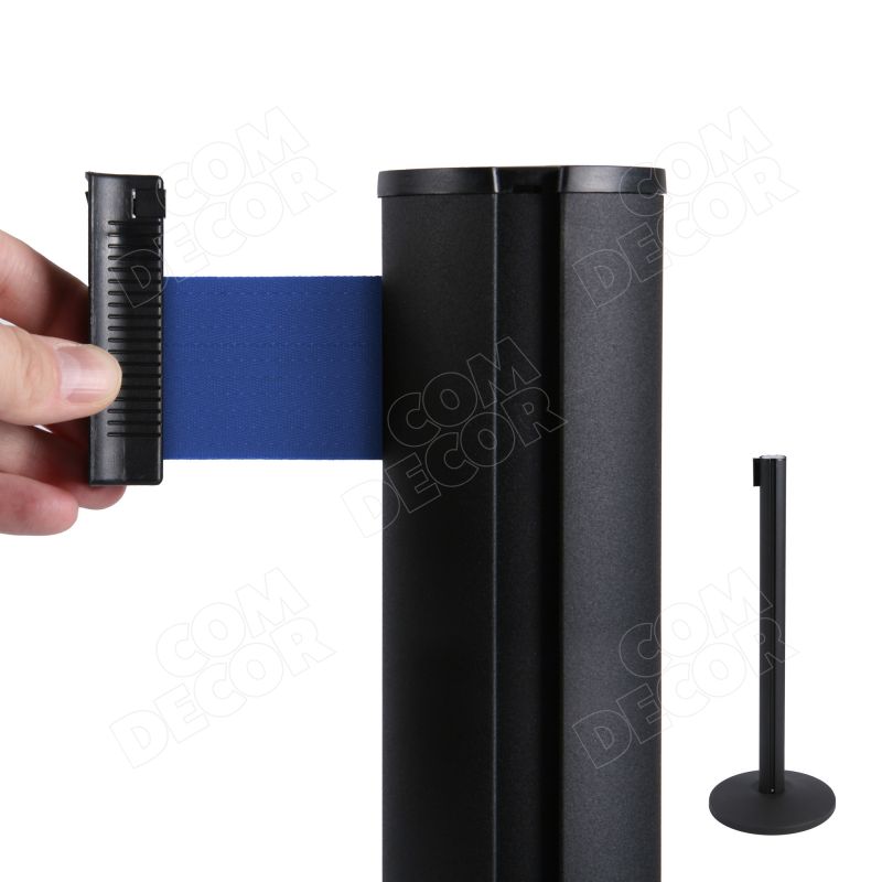 Queue barrier pole / stanchion with belt
