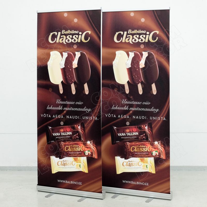 Roll up banner